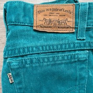RARE Levi’s 900 Series Jeans! Gorgeous Teal Color